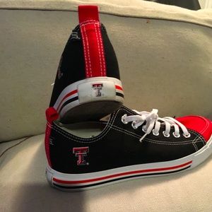 Texas Tech Skicks great shape.Mens 9/ women’s 11